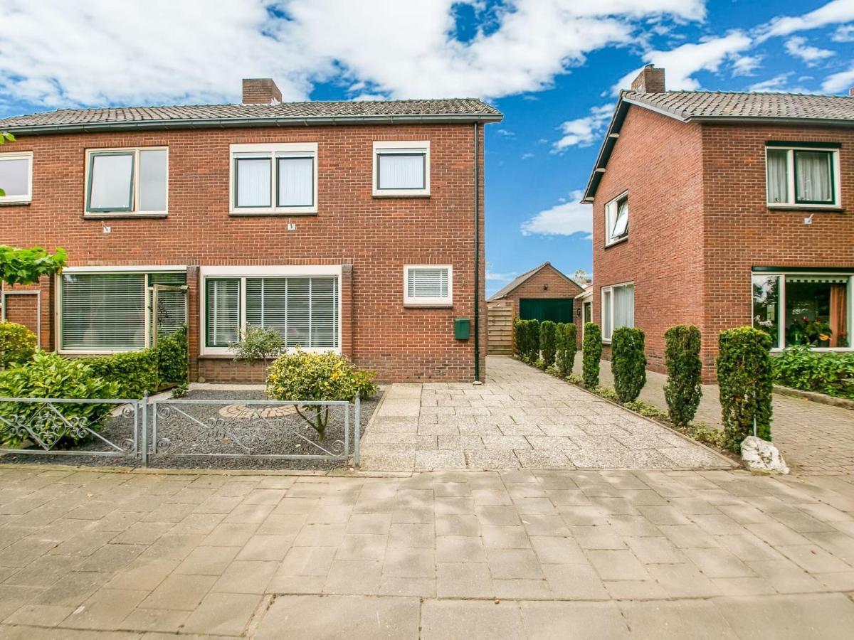 Rustic In With Garden Holiday home *